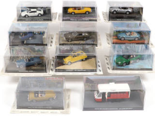 Lot 332 - UNIVERSAL HOBBIES (CHINE) (11)