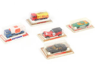 Lot 303 - MAJORETTE (FRANCE) (5)