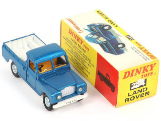 Lot 351 - DINKY TOYS (GB) (1)