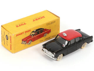 Lot 363 - DINKY TOYS (FRANCE) (1)