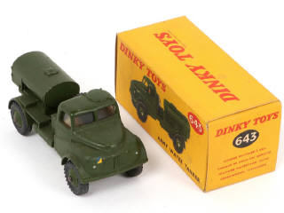 Lot 359 - DINKY TOYS (3)