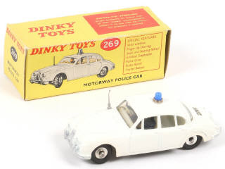 Lot 301 - DINKY TOYS (GB) (1)