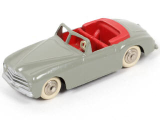 Lot 324 - DINKY TOYS (FRANCE) (1)