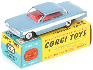 Lot 176 - CORGI TOYS (GB) (1)
