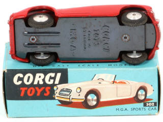 Lot 172 - CORGI TOYS (GB) (1)