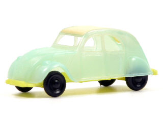 Lot 440 - PLASTICS RADAR (1)