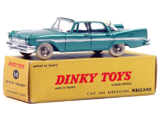Lot 662 - DINKY TOYS FRANCE (1)