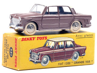 Lot 651 - DINKY TOYS FRANCE (1)
