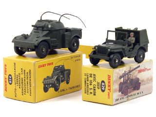 Lot 849 - DINKY TOYS FRANCE (2)