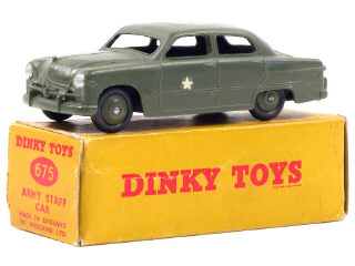 Lot 582 - DINKY TOYS GB (1)