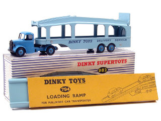 Lot 607 - DINKY TOYS GB (1)