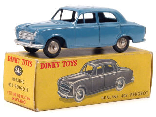 Lot 635 - DINKY TOYS FRANCE (1)