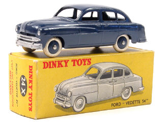 Lot 647 - DINKY TOYS FRANCE (1)