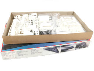 Lot 5 - REVELL (USA) (2)