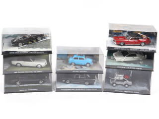 Lot 48 - DIVERS (8)
