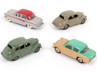 Lot 271 - DINKY TOYS (GB) (4)