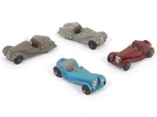Lot 272 - DINKY TOYS (GB) (4)