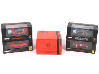 Lot 42 - DIVERS (5)