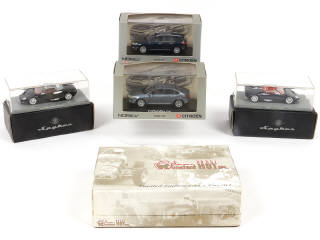 Lot 43 - DIVERS (5)