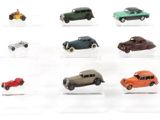 Lot 286 - DINKY TOYS (GB) (9)