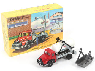Lot 314 - DINKY TOYS (FRANCE) (1)