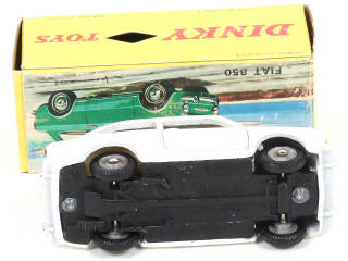 Lot 301 - DINKY TOYS (FRANCE) (1)