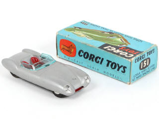 Lot 172 - CORGI TOYS (GB) (2)