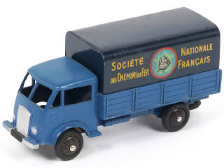 Lot 354 - DINKY TOYS (FRANCE) (1)