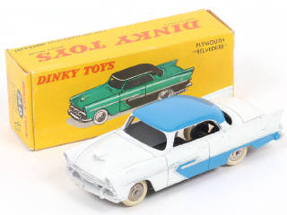 Lot 324 - DINKY TOYS (FRANCE) (1)