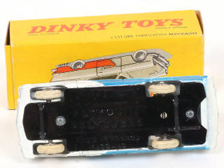 Lot 324 - DINKY TOYS (FRANCE) (1)