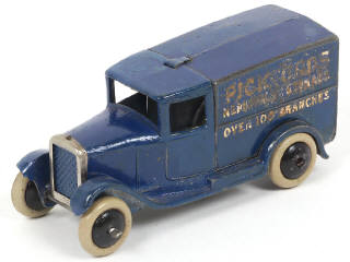 Lot 376 - DINKY TOYS (GB) (1)