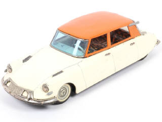 Lot 58 - BANDAÏ (JAPON) (1)