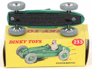 Lot 392 - DINKY TOYS (GB) (1)