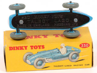 Lot 389 - DINKY TOYS (GB) (1)