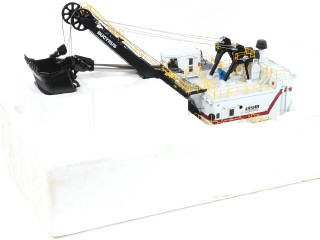Lot 63 - TWH COLLECTIBLES (USA) (1)