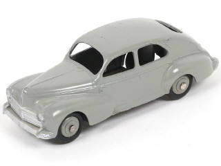 Lot 302 - DINKY TOYS (FRANCE) (1)