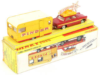 Lot 372 - DINKY TOYS (FRANCE) (1)