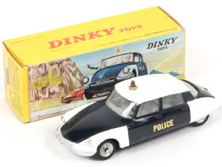 Lot 345 - DINKY TOYS (FRANCE) (1)