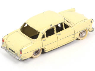 Lot 309 - DINKY TOYS (FRANCE) (1)