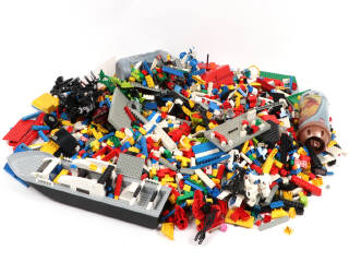 Lot 180 - LEGO (DANEMARK) (150)