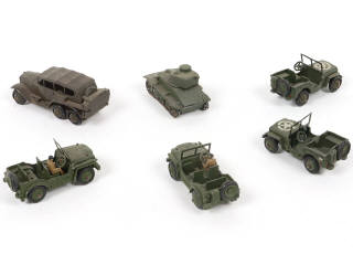 Lot 191 - DINKY TOYS (GB) (6)