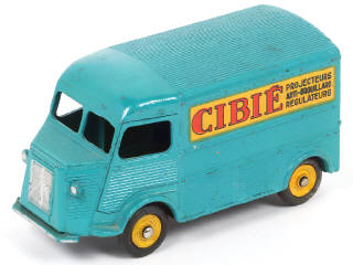 Lot 208 - DINKY TOYS (FRANCE) (1)