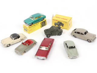 Lot 288 - DINKY TOYS (FRANCE) (7)