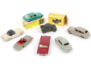Lot 288 - DINKY TOYS (FRANCE) (7)