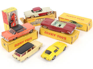 Lot 285 - DINKY TOYS (FRANCE) (5)