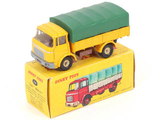 Lot 229 - DINKY TOYS (FRANCE) (1)