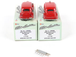 Lot 100 - ROBEDDIE MODELS (GB) (2)