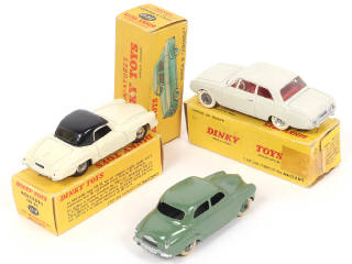 Lot 274 - DINKY TOYS (FRANCE) (3)
