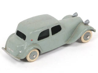 Lot 202 - DINKY TOYS (FRANCE) (1)