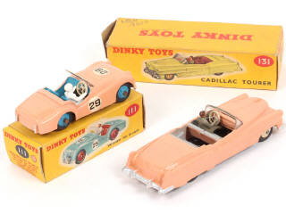 Lot 175 - DINKY TOYS (GB) (2)